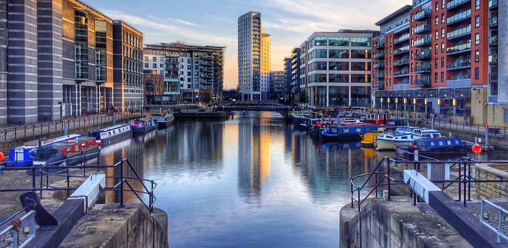 Offices in Leeds - serviced by A&M Removals